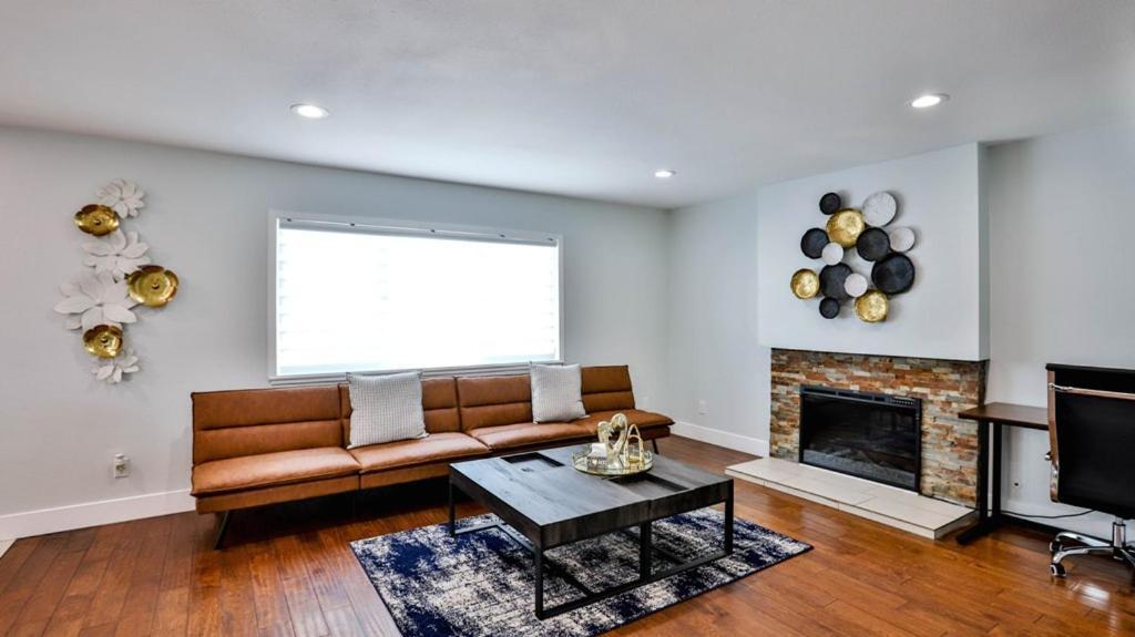 H&H Modern Lux 4Bd 1 King Suite 3 Queen Socal Disney Вестминстер Экстерьер фото
